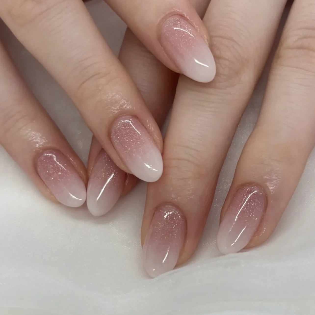 Aurora Glow – Nude Pink Ombré Press-On Nails