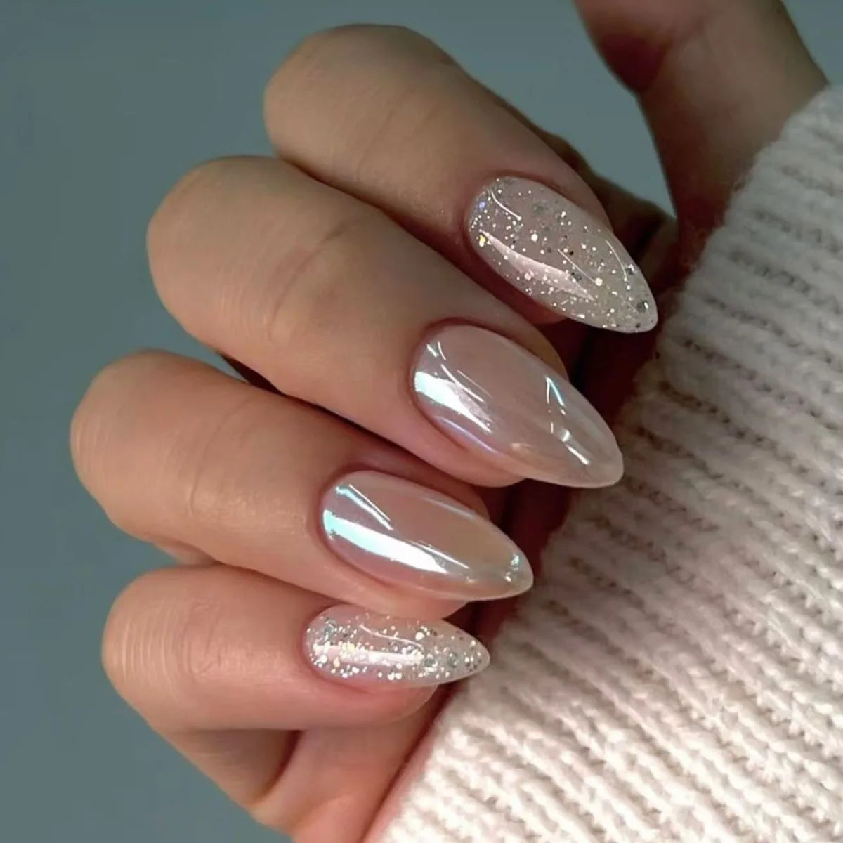 Aurora Glow – Nude Pink Ombré Press-On Nails