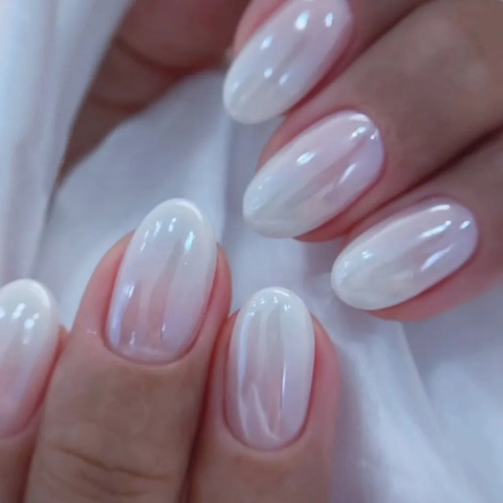 Aurora Glow – Nude Pink Ombré Press-On Nails